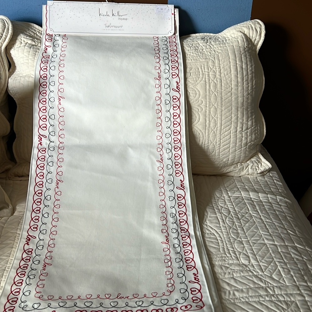 Nicole Miller love table runner